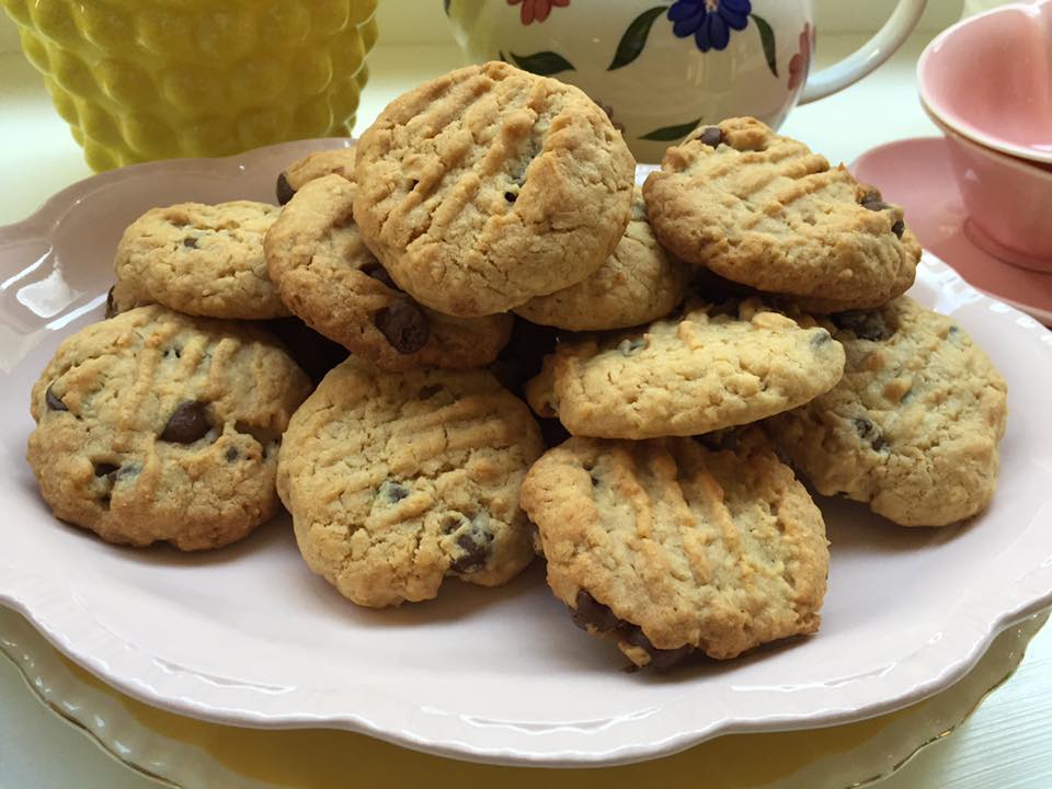 Crunchy ChocChip, Coconut and Oat Cookies for your Valentine